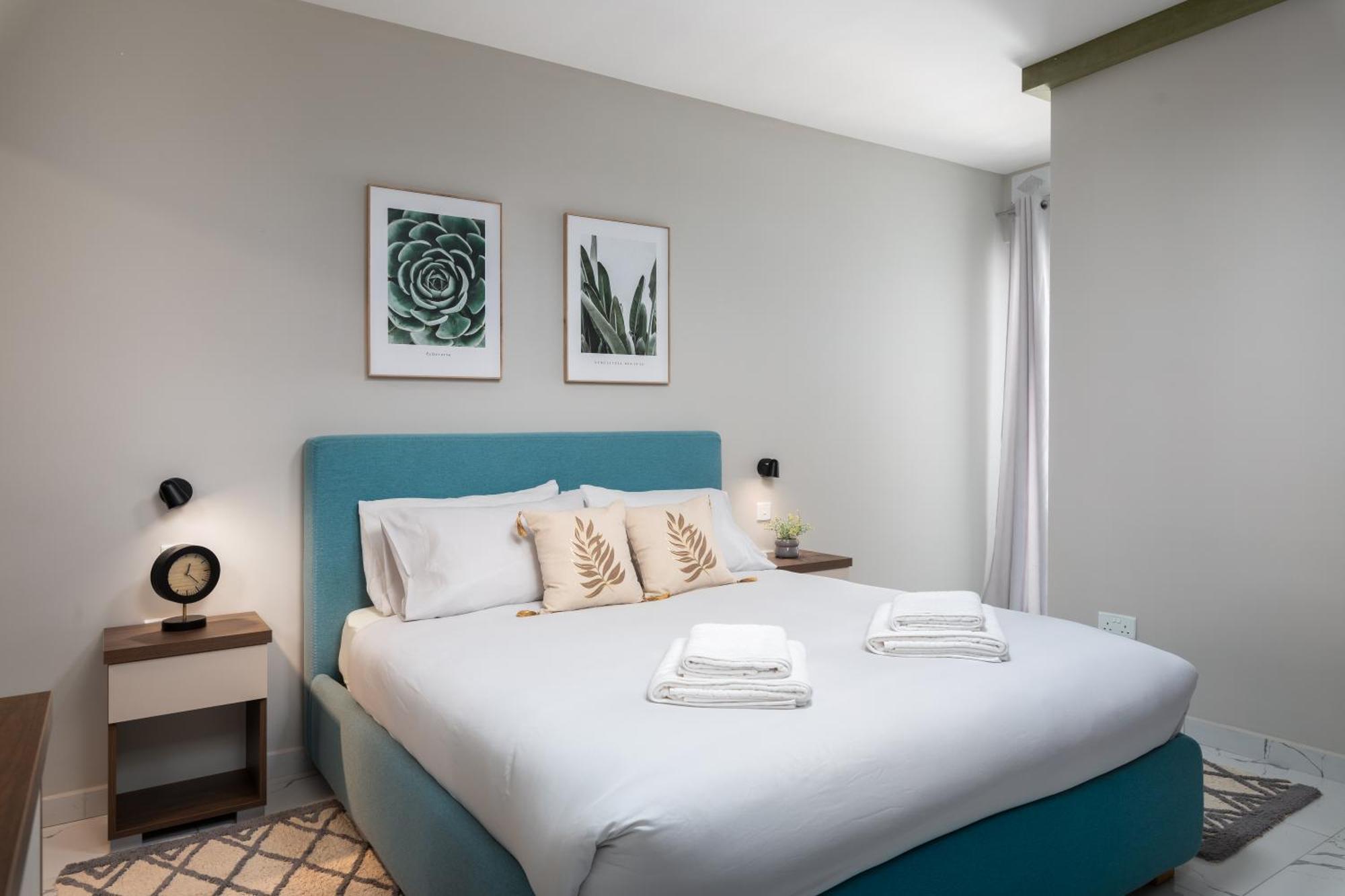 Modern 2Br Cosy Apartment With Large Terrace - Close To Manoel Island & Tigne Shopping Mall Sliema Zewnętrze zdjęcie